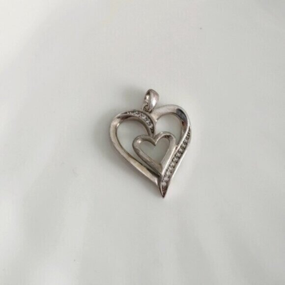 Vintage 1 inch Classic Sterling Silver CZ Crystal Heart Pendant - Picture 2 of 14